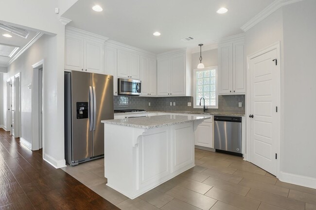 Building Photo - 4 Bedroom in Lexington Park