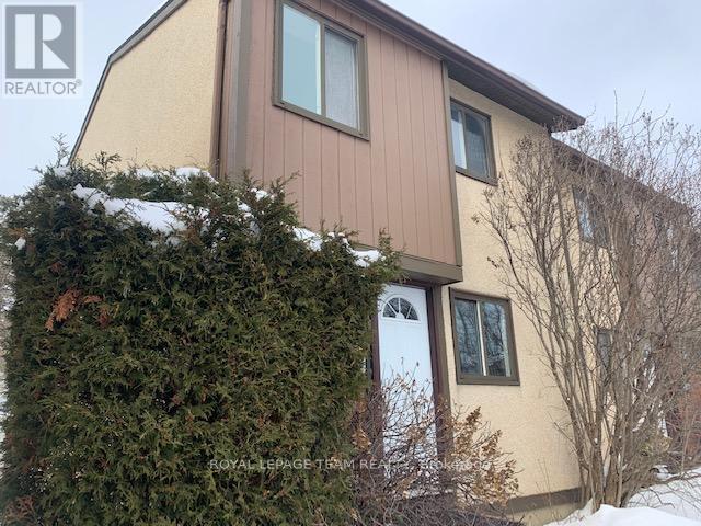 Building Photo - 14 LARKSHIRE Ln