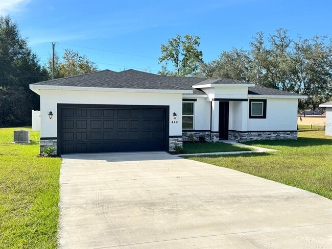 Building Photo - 442 Marion Oaks Course