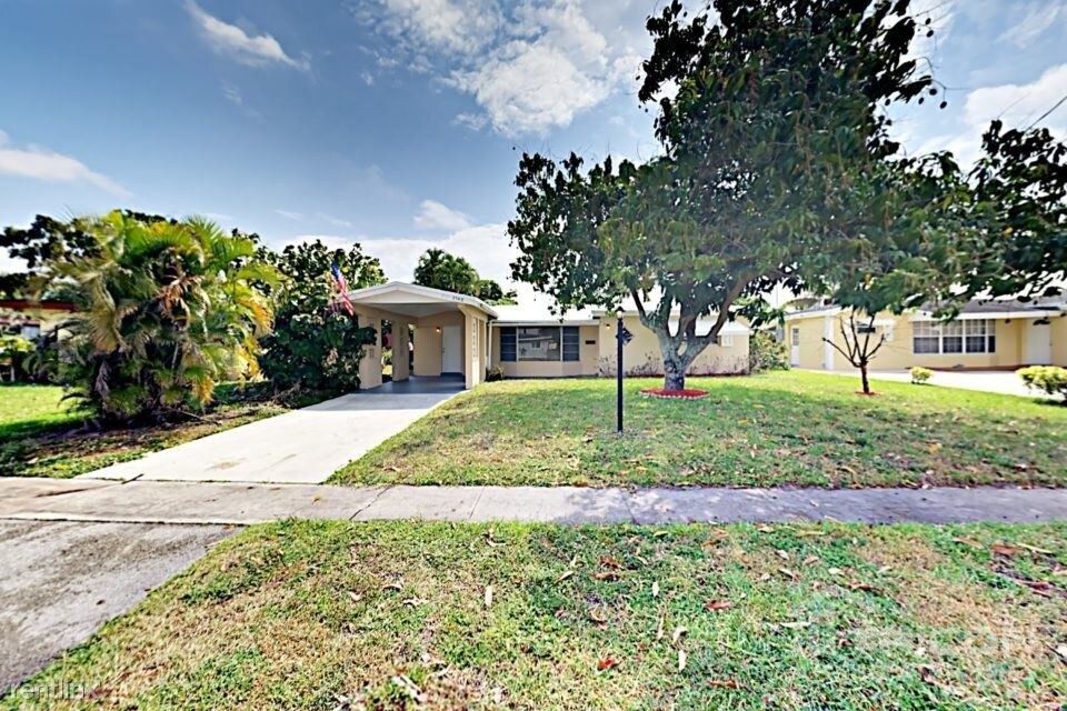 Primary Photo - 3548 NW 38th Ave