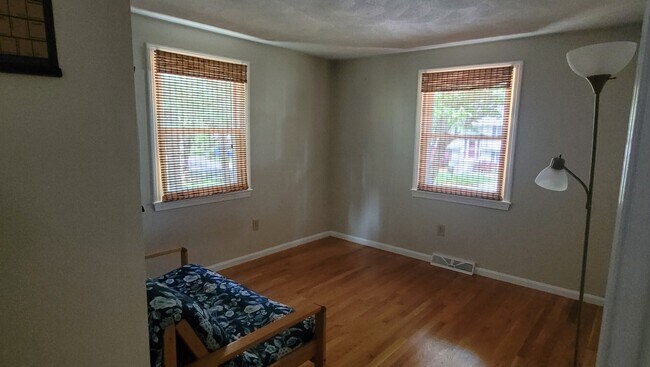 Building Photo - 32 Selfridge Rd