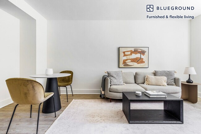 Foto del edificio - 4-75 48th Avenue-SI FL2-ID1845