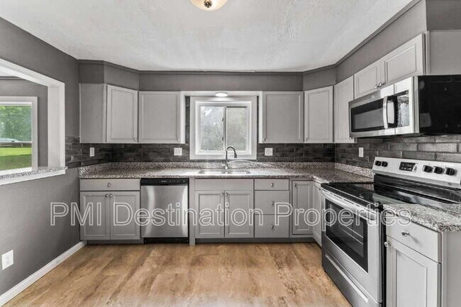 Foto del edificio - 4718 Craig Ln