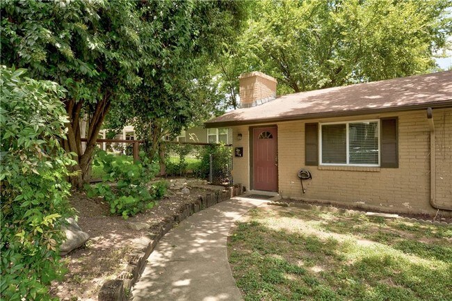 Building Photo - 2100 Rabb Glen St