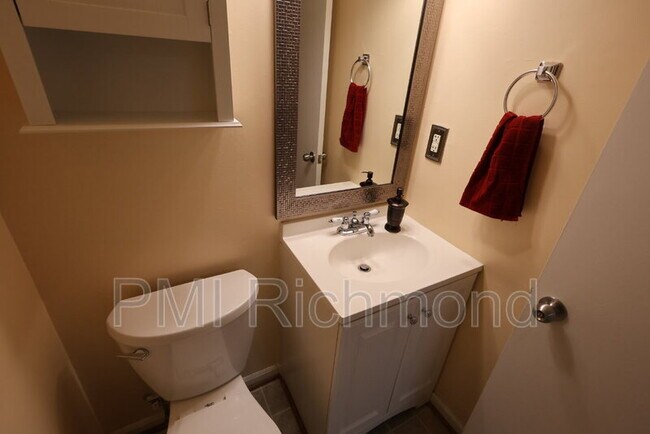 Foto del edificio - 1626 Heritage Hill Dr