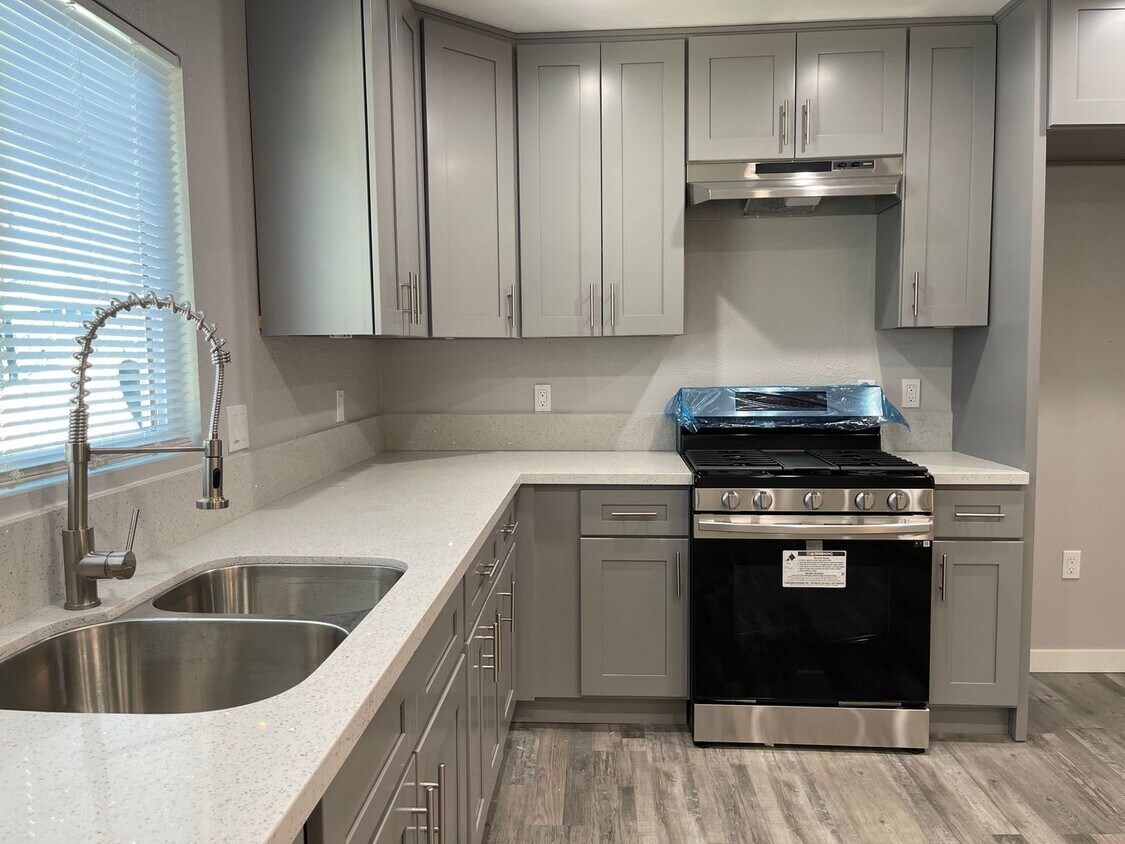 12416 Painter Ave Unit A, Whittier, CA 90605 Room for Rent in