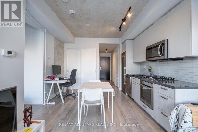 Photo du bâtiment - 55 Ontario St