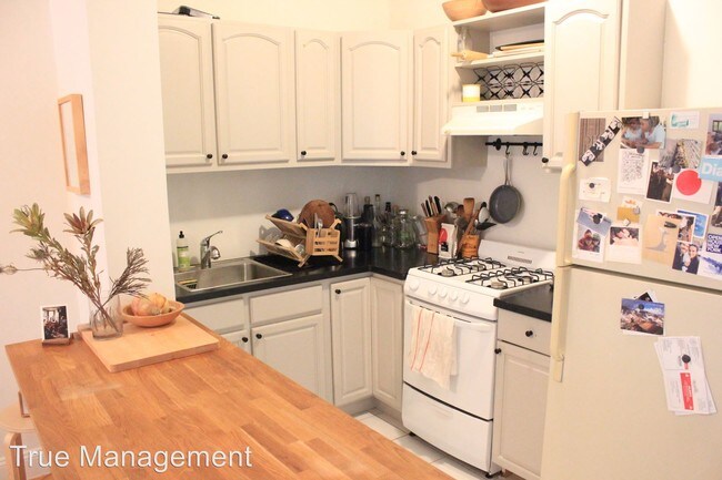 Building Photo - 312 Greene Ave