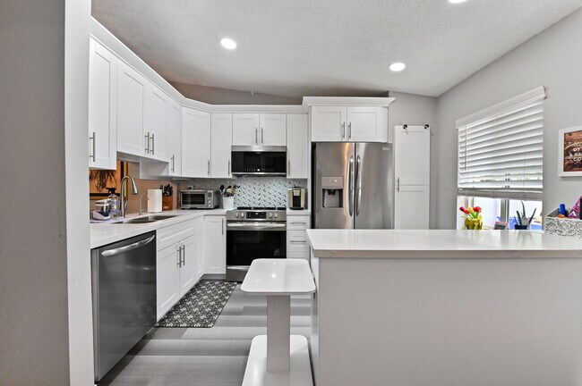 Foto del edificio - 18824 Argosy Dr