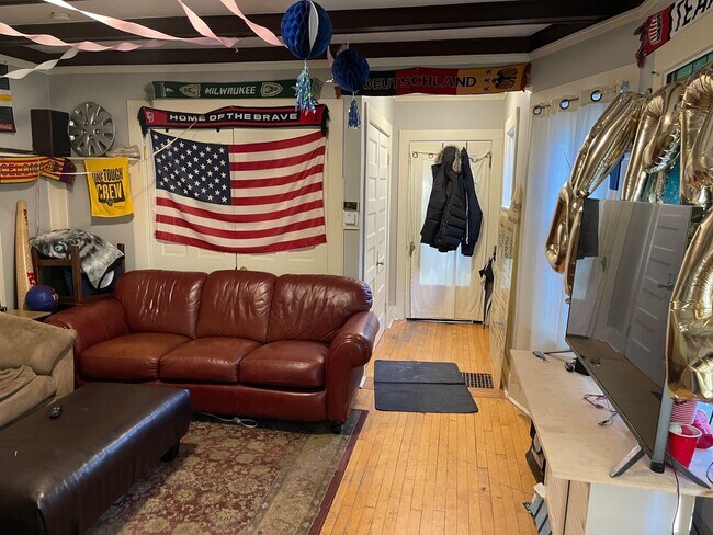 Foto del edificio - Maryland Lower near UWM