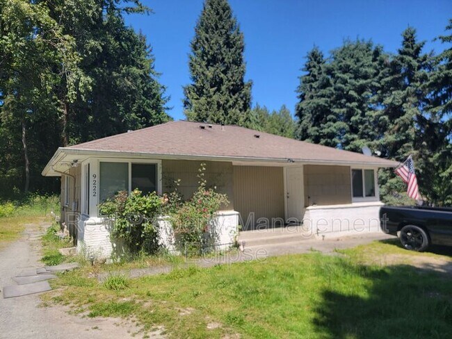 Building Photo - 9222 NE 180th St