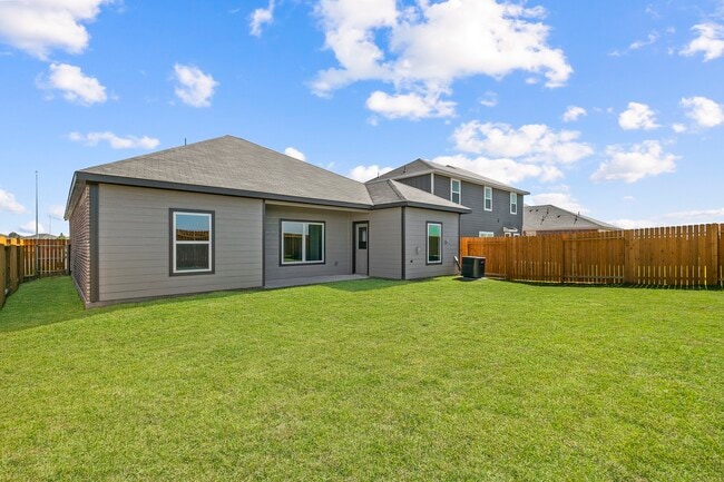 Building Photo - 405 Polly Grv Dr