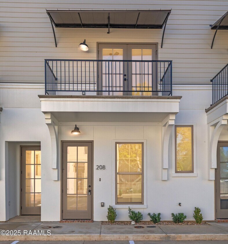 Foto principal - 208 Steiner Oaks