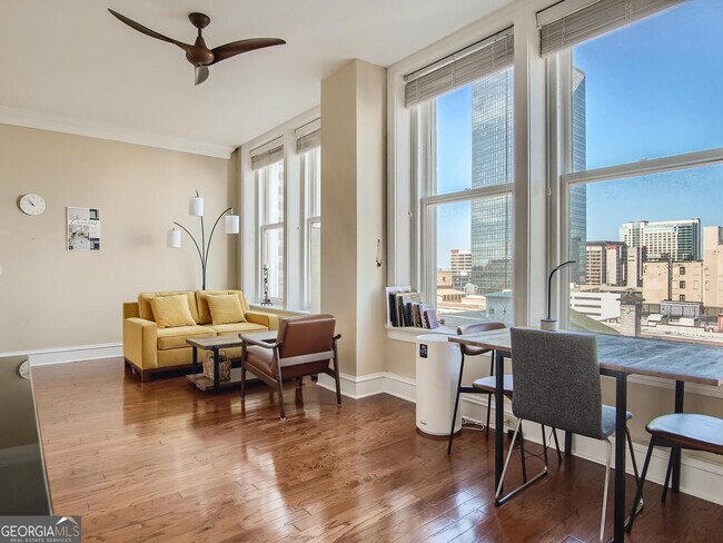 Foto del edificio - 57 Forsyth St NW