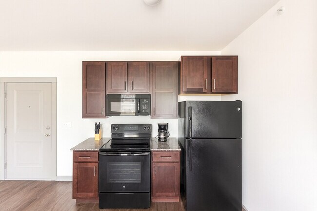 Foto del edificio - 111 E 4th St