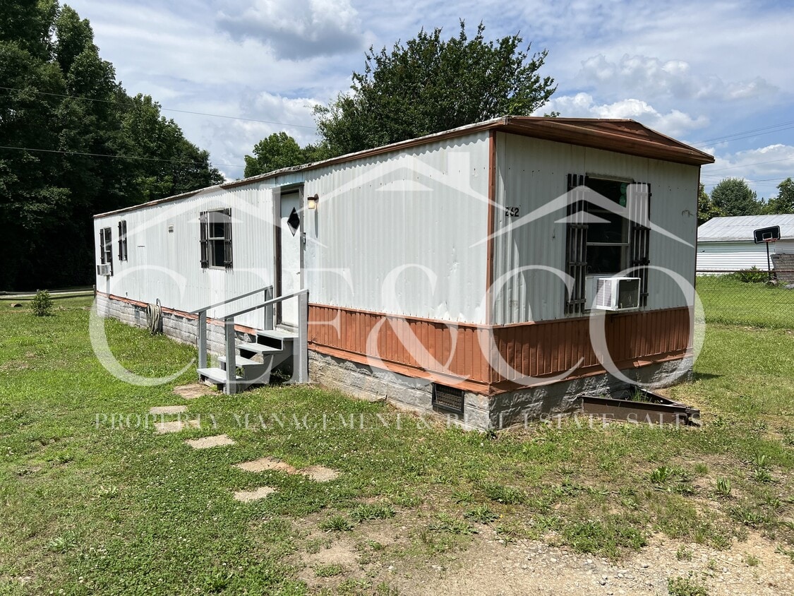Primary Photo - 262 Morningside Dr