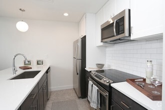 The Pennsylvanian Rentals - Pittsburgh, PA | Apartments.com
