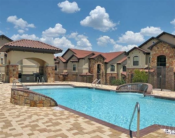 Primary Photo - Rio Verde Apartments