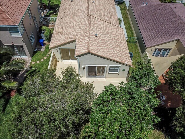 Building Photo - 1531 NW 157th Ave