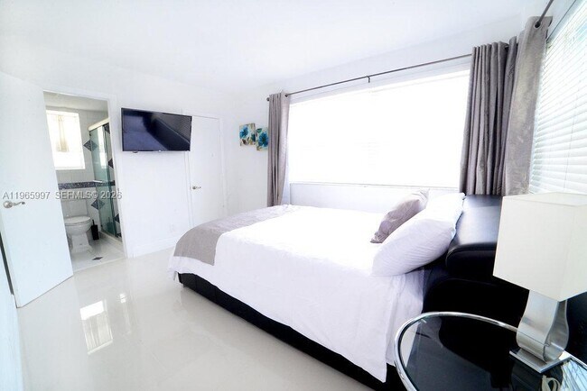 Foto del edificio - 328 Georgia St