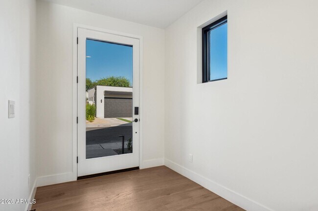 Foto del edificio - 6306 N 10th Dr