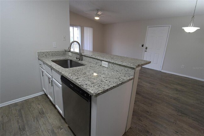 Building Photo - 8115 45th Ct E