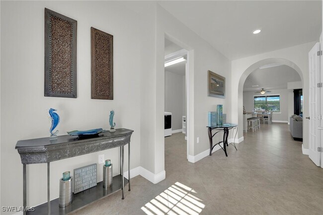 Building Photo - 19912 Beverly Park Rd