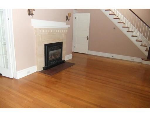 Foto del edificio - 68 Walnut Hill Rd