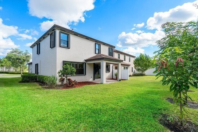 Building Photo - 5643 Sandbirch Wy