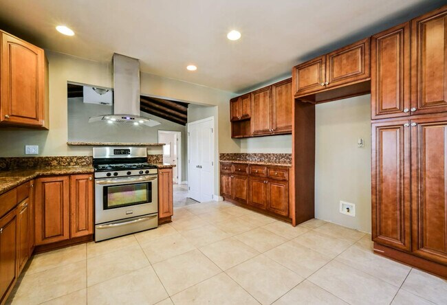 Foto del edificio - 1779 Rosewood Rd