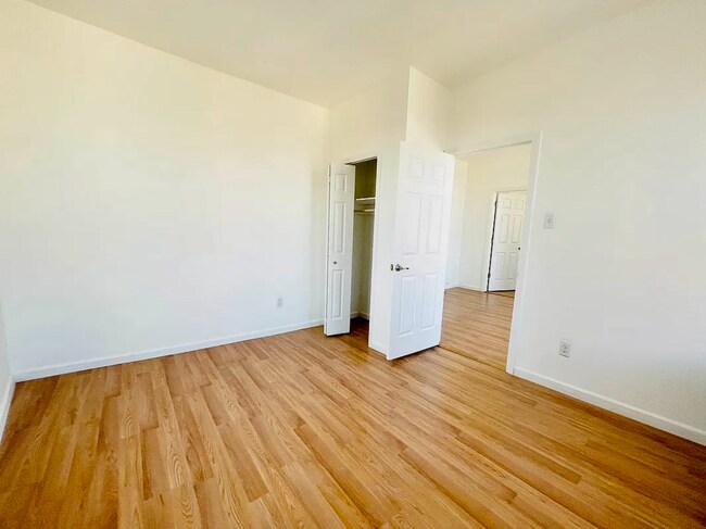 Foto del edificio - 31-30 37th St