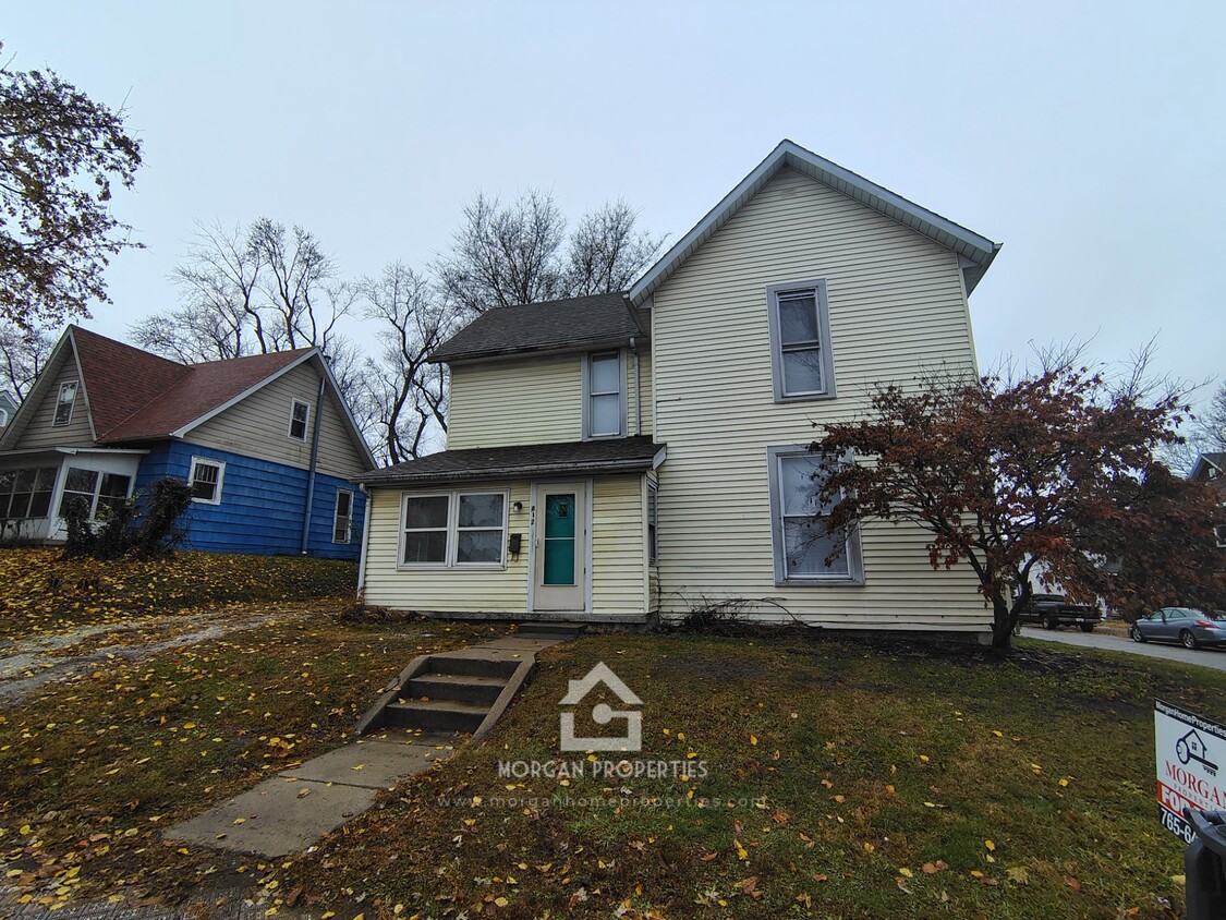 Primary Photo - 412 N Lincoln Ave