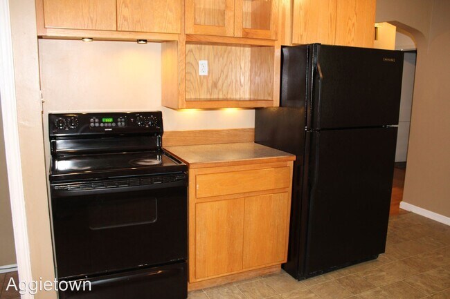 Foto del edificio - 5 br, 3 bath House - 1210 N. 9th Street