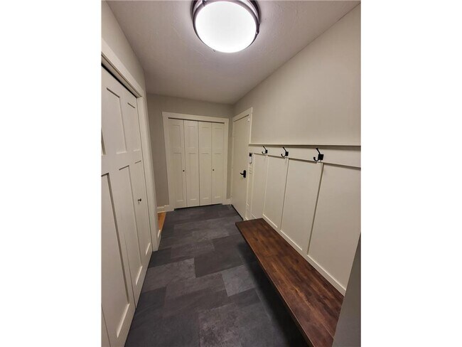 Foto del edificio - 18390 Revere Wy