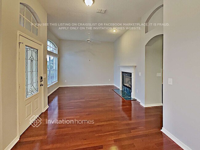 Building Photo - 391 Pine Springs Dr