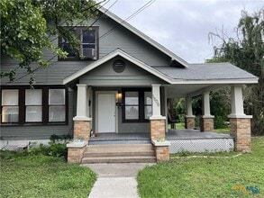 Building Photo - 1506 N De Leon St