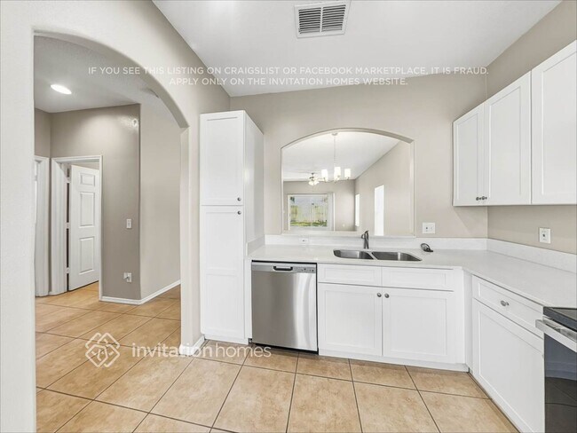 Foto del edificio - 1904 Meadow Pond Way