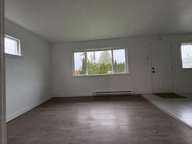 Photo du bâtiment - 1 bedroom in Maple Ridge BC V2X 3L4