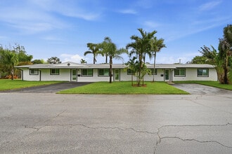 Building Photo - 2308 NW 3rd Ave