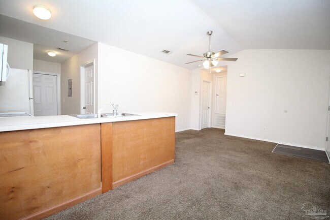 Building Photo - 6954 Woodley Dr