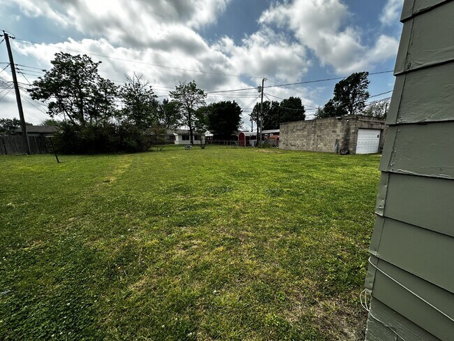 Foto del edificio - 1-Bedroom Duplex in Tulsa!