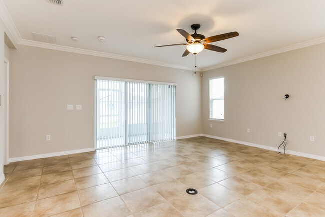 Building Photo - 252 Milestone Dr