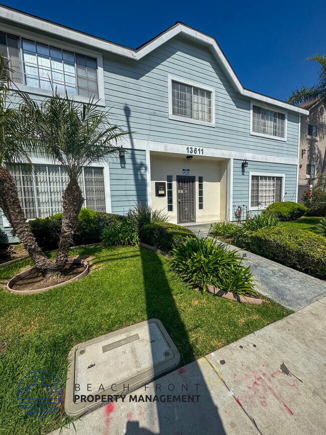 Foto del edificio - 13611 Kornblum Ave.