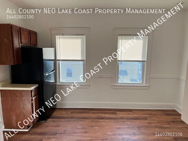 Foto del edificio - 2118 Dowd-#2 Up