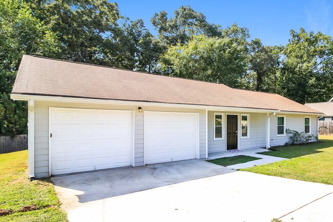 Building Photo - 4741 Cedar Lake Dr SE