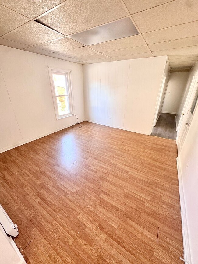 Building Photo - 535 Tilghman St