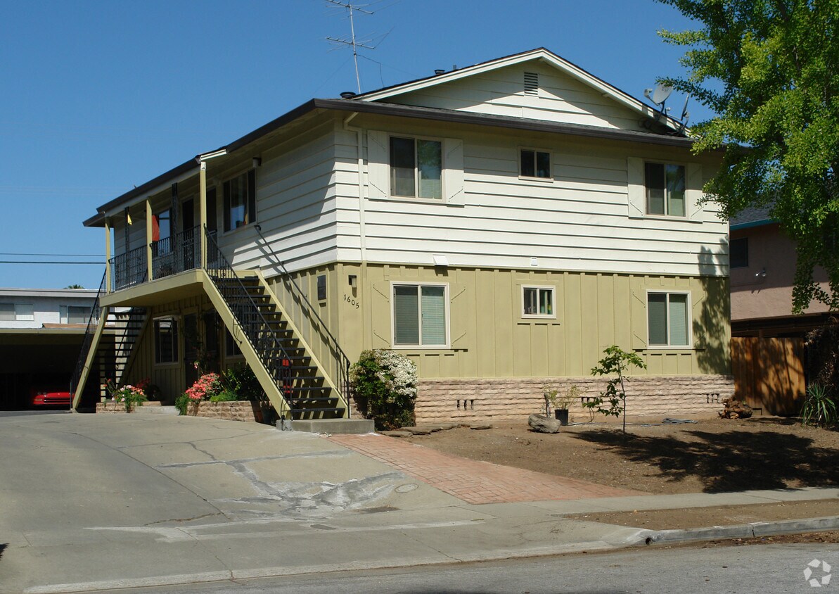 Foto principal - 1605 Ontario Dr