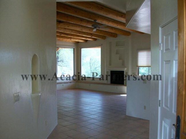 Foto del edificio - 12342 E Barry Baker Pl