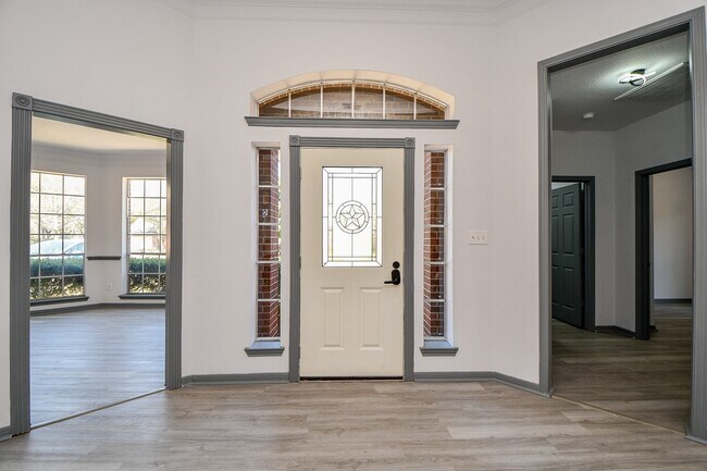 Foto del edificio - 20011 Polly Creek Way