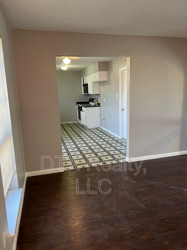 Foto del edificio - 7847 Mirage Valley Dr